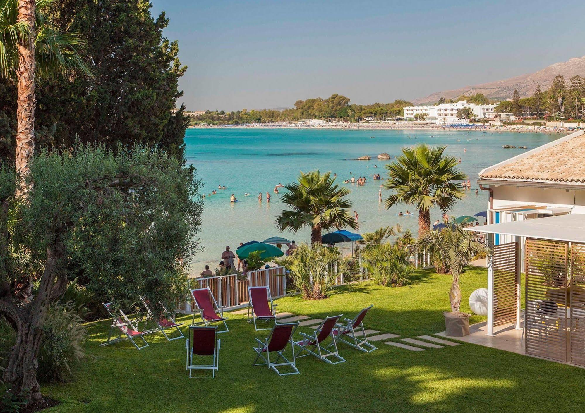Hotel Calapetra Fontane Bianche